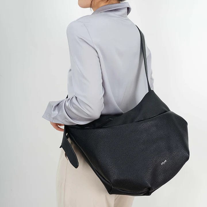 COLAB BAGS Black Marilyn Curved Holdall